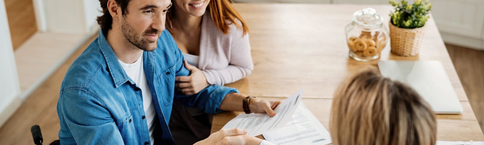 Seguros obrigatórios no Brasil: quais você realmente precisa contratar em 2026?