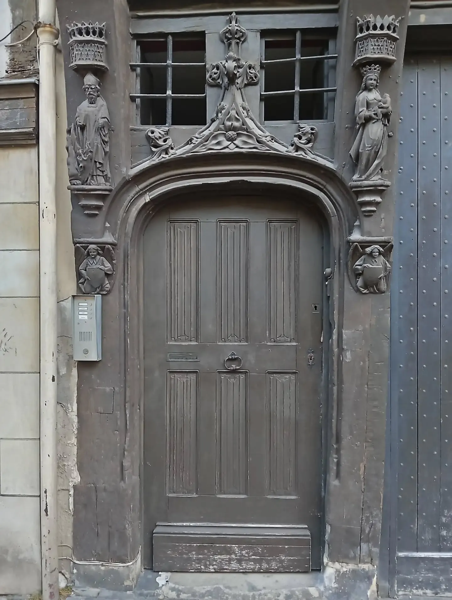 Place du Lieutenant Aubert, Rouen — Photo par Rouenenphoto