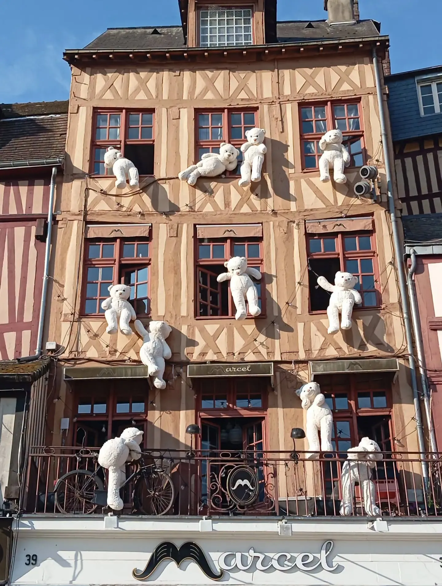 Place du Vieux-Marché, Rouen — Photo par Rouenenphoto