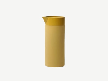 Black carafe with a sleek shape.