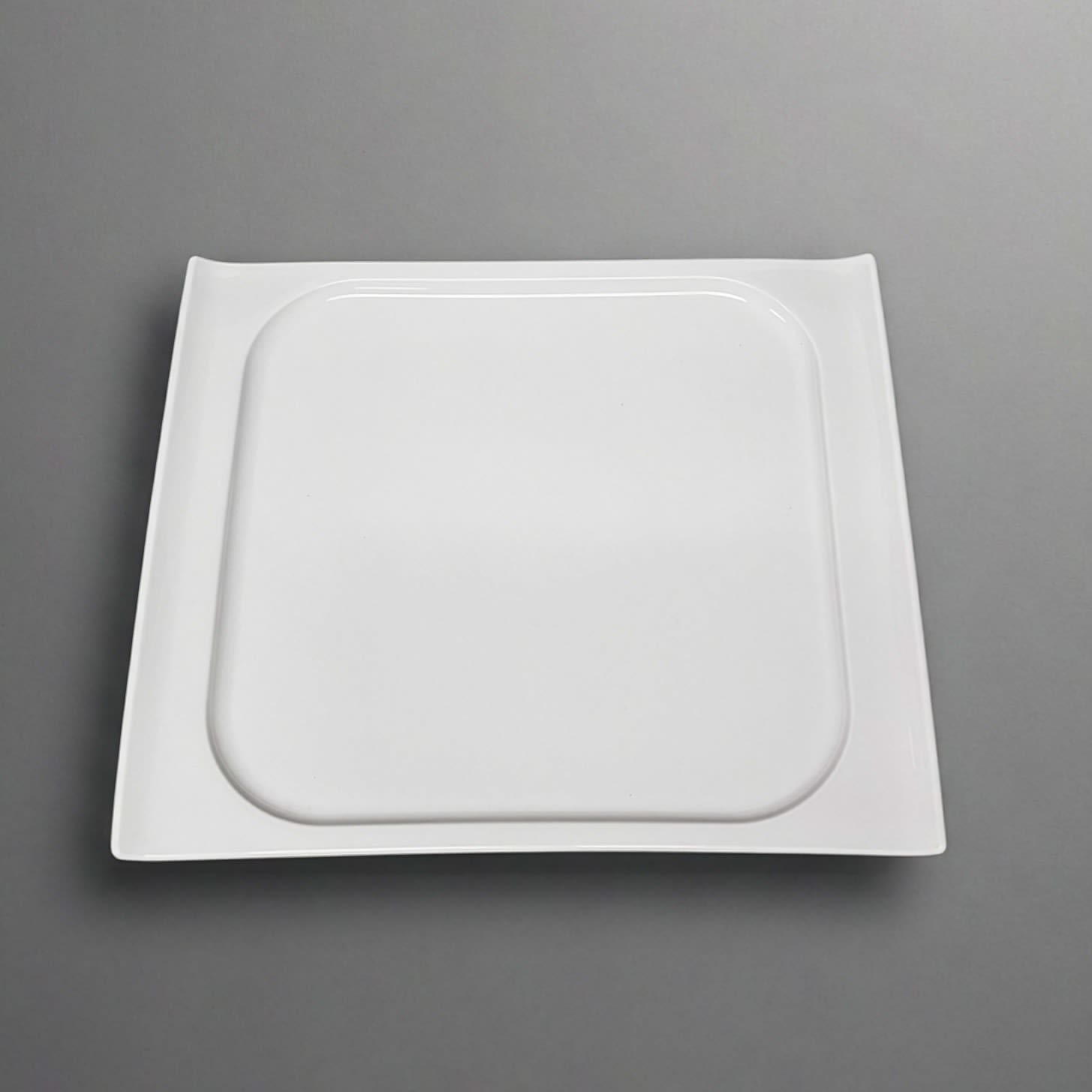 Vela Plate