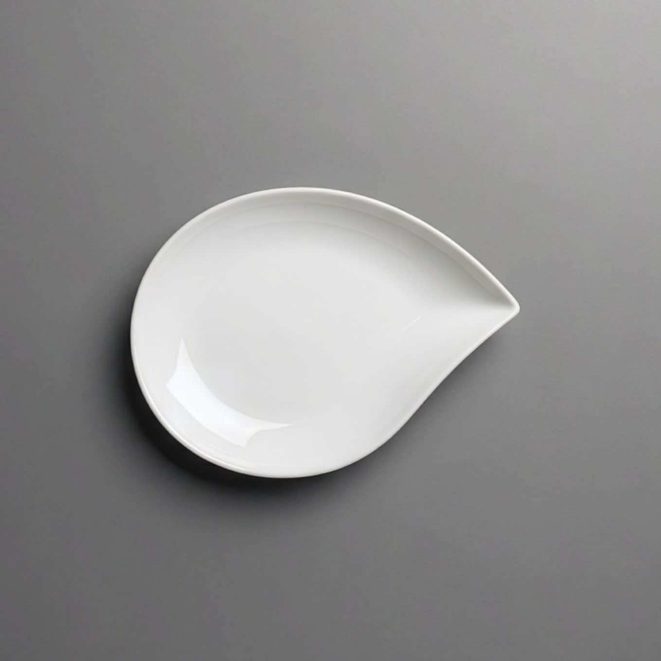 Raindrop Plate