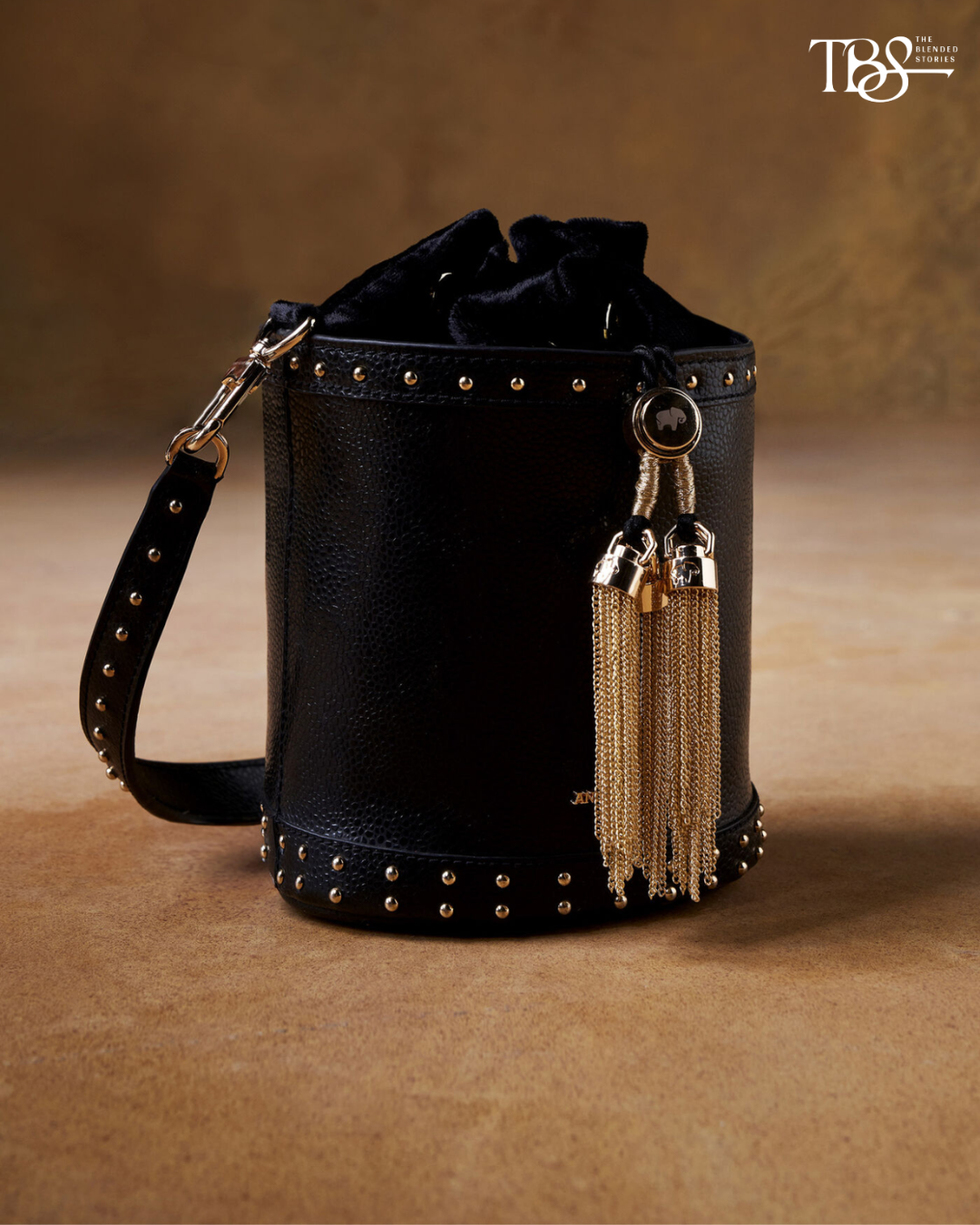 From The Wilderness Bucket Bag — Anita Dongre A beautifully crafted everyday bag that brings a touch of understated elegance to her wardrobe. Price: ₹50,000
