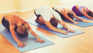 5 ways to stick to your yoga practice during the holidays