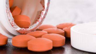 Risk of cardiac arrest may be raised by ibuprofen