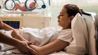 Should You Hire a Doula? 10 Things to Keep in Mind