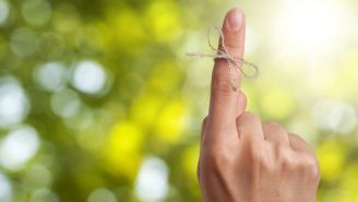 9 simple ways to remember to take your meds