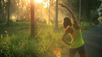 5 moves to tone your backside