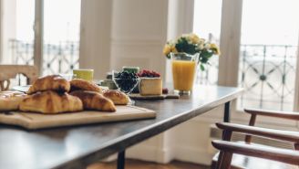 8 ways to build the perfect at-home brunch