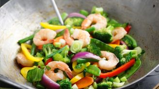Spicy shrimp and vegetable stir-fry recipe