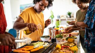 How does olive oil benefit your heart?