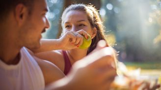 6 foods that fix bad breath