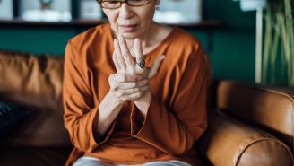 4 ways to help prevent and ease arthritis