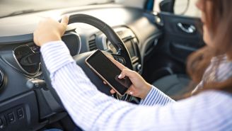 An Underestimated Road Risk? Parents Who Drive Distracted