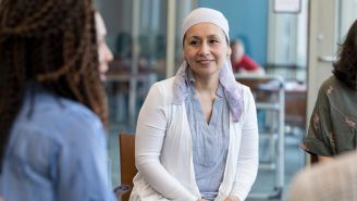 Cuidando la salud mental al vivir con cáncer