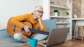 Living with endometrial cancer: taking care of mental health