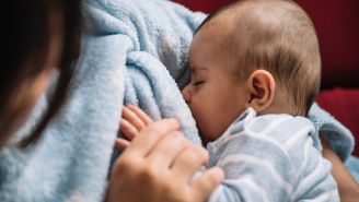 9 tips to help make breastfeeding easier