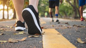 7 ways walking boosts your health