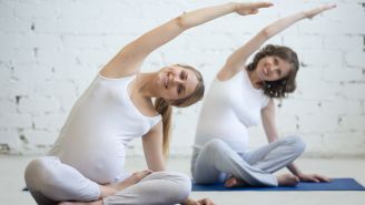 6 Simple Prenatal Yoga Poses