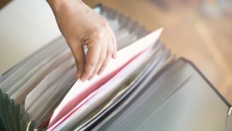 Tips for organizing cancer-related paperwork