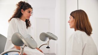 What to expect during an IUD insertion (and will it hurt?)