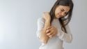 7 lifestyle tips for managing atopic dermatitis
