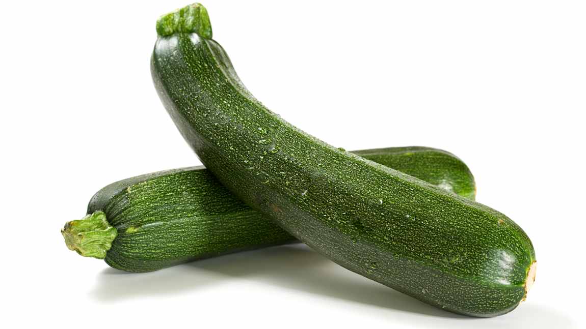 Size at 26 weeks: large zucchini