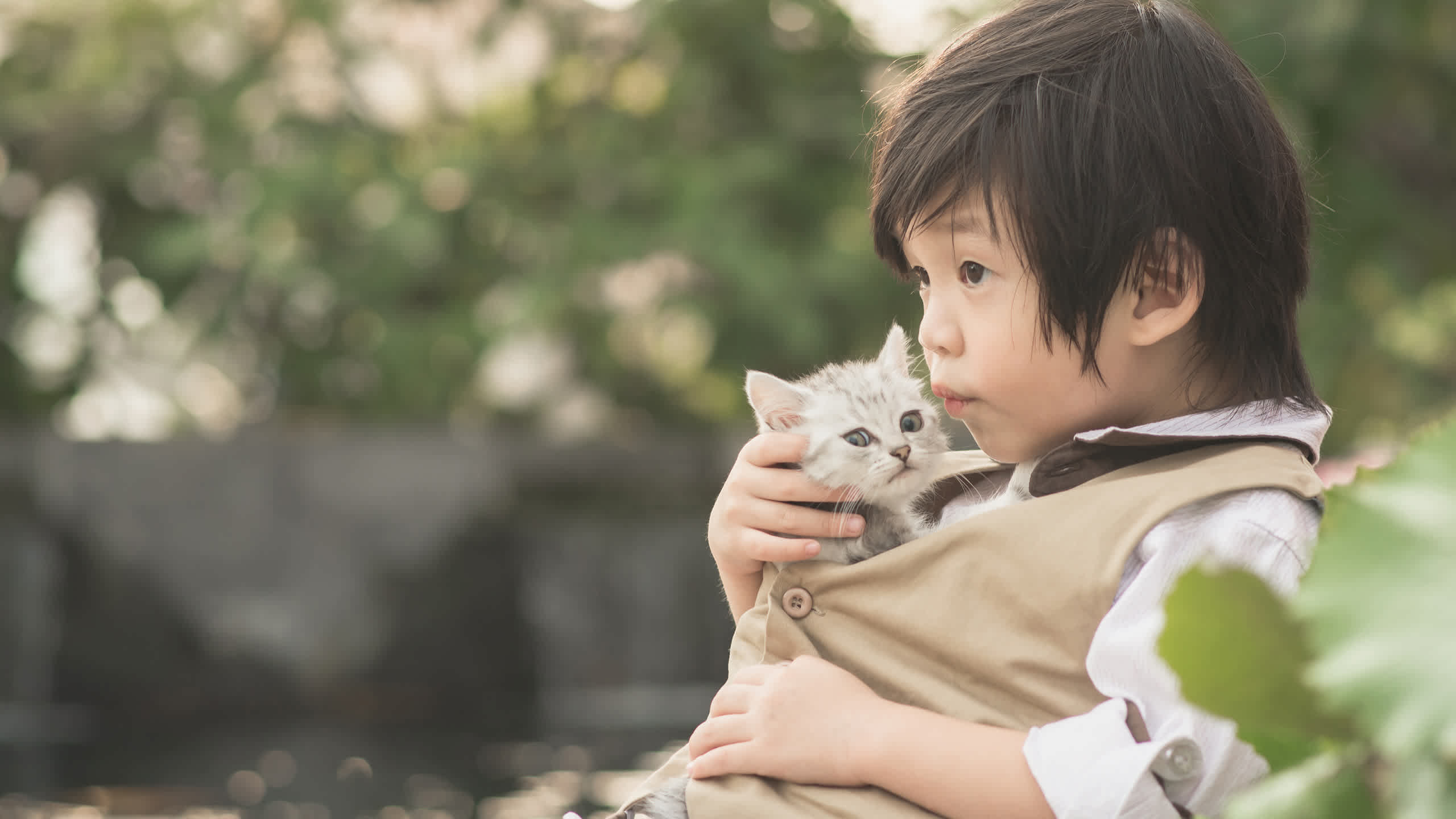 Animals help kids grow up happy and strong