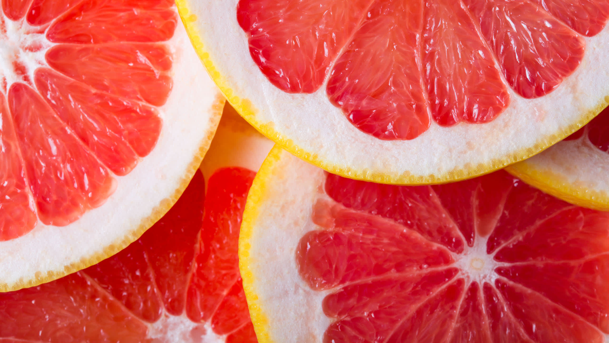 Lower in sugar: Grapefruit