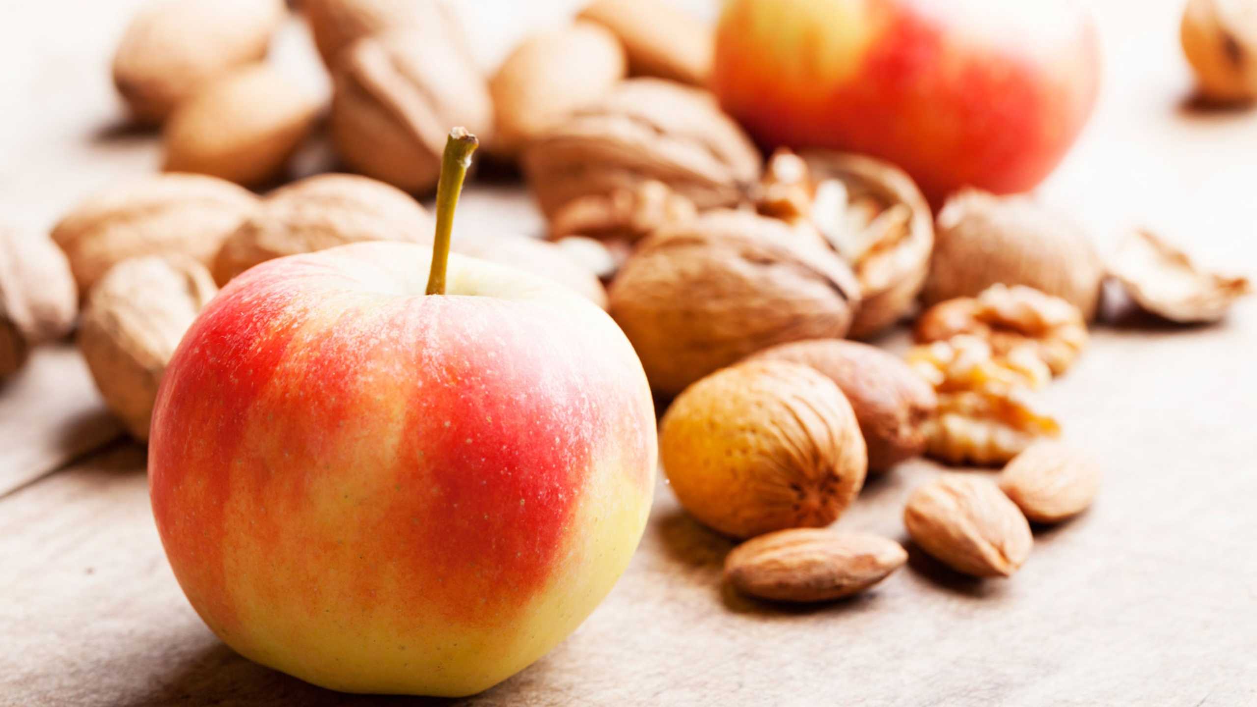 Fruit and nut combo