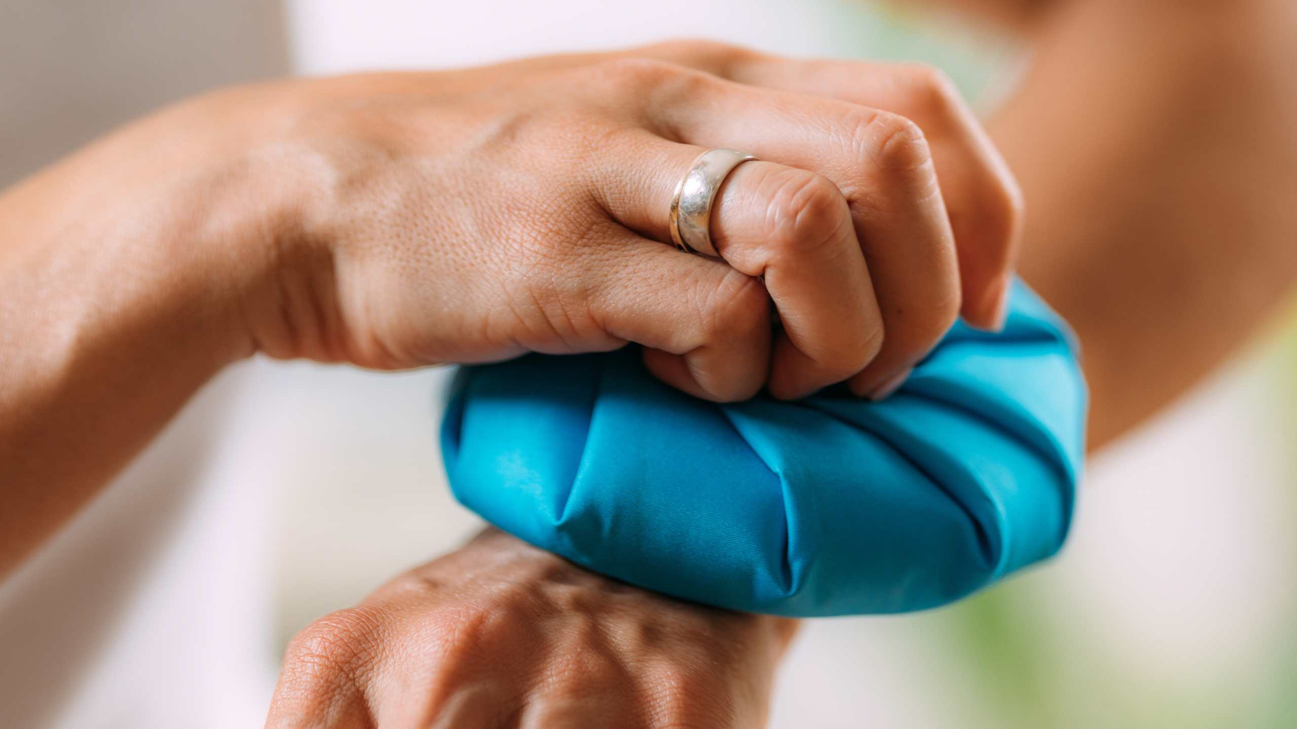 Mistake #5: Treating a burn with ice or butter