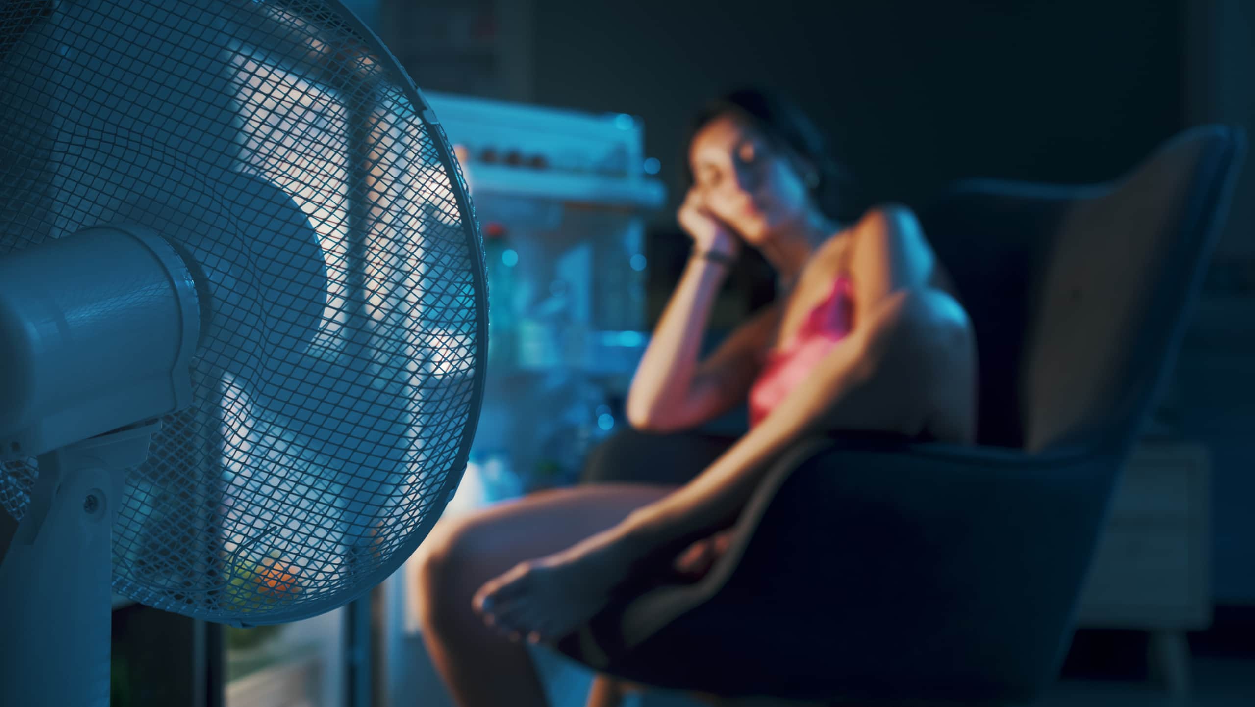8 lifestyle changes that may help with hot flashes