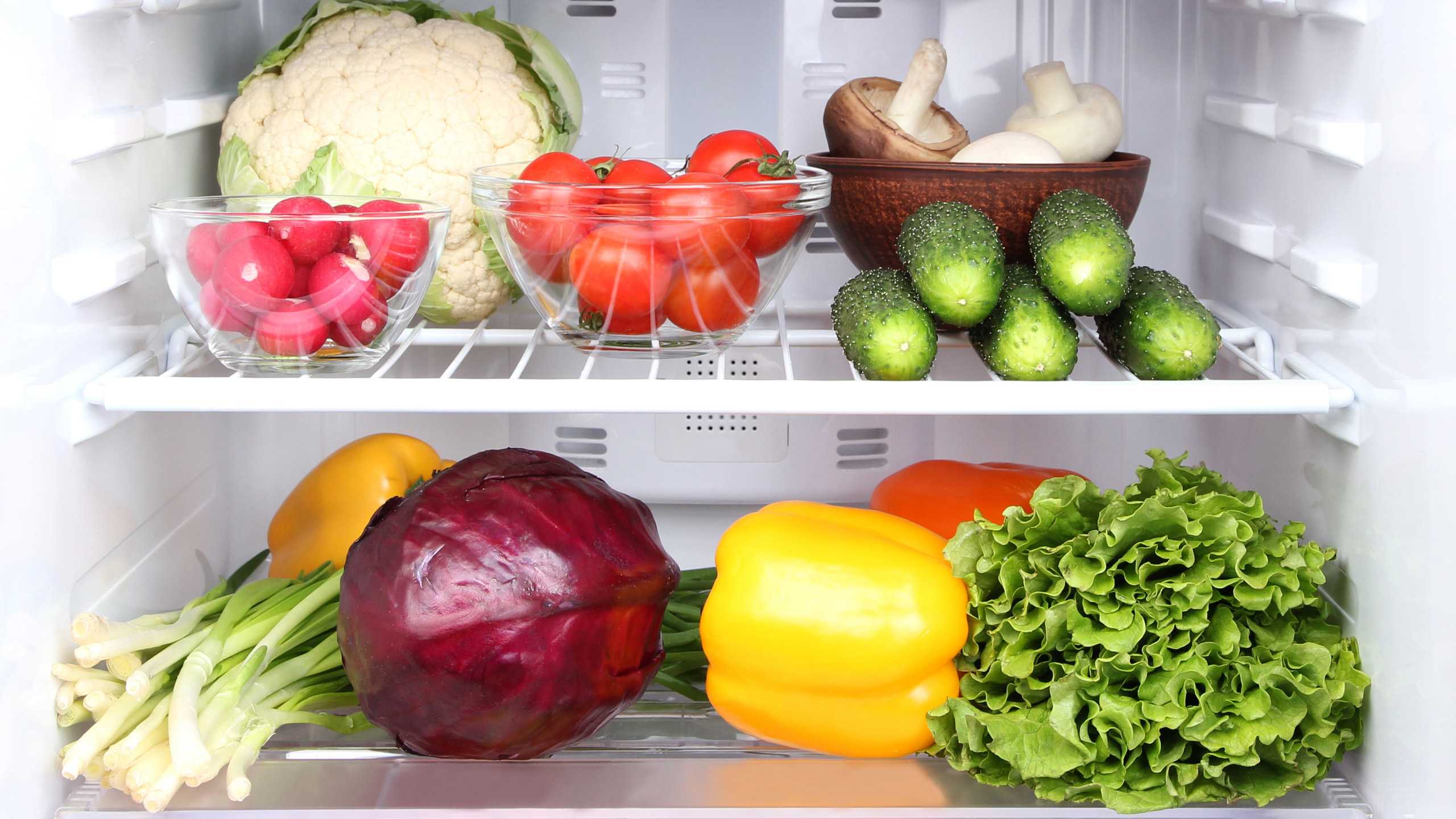 Reorganize the refrigerator