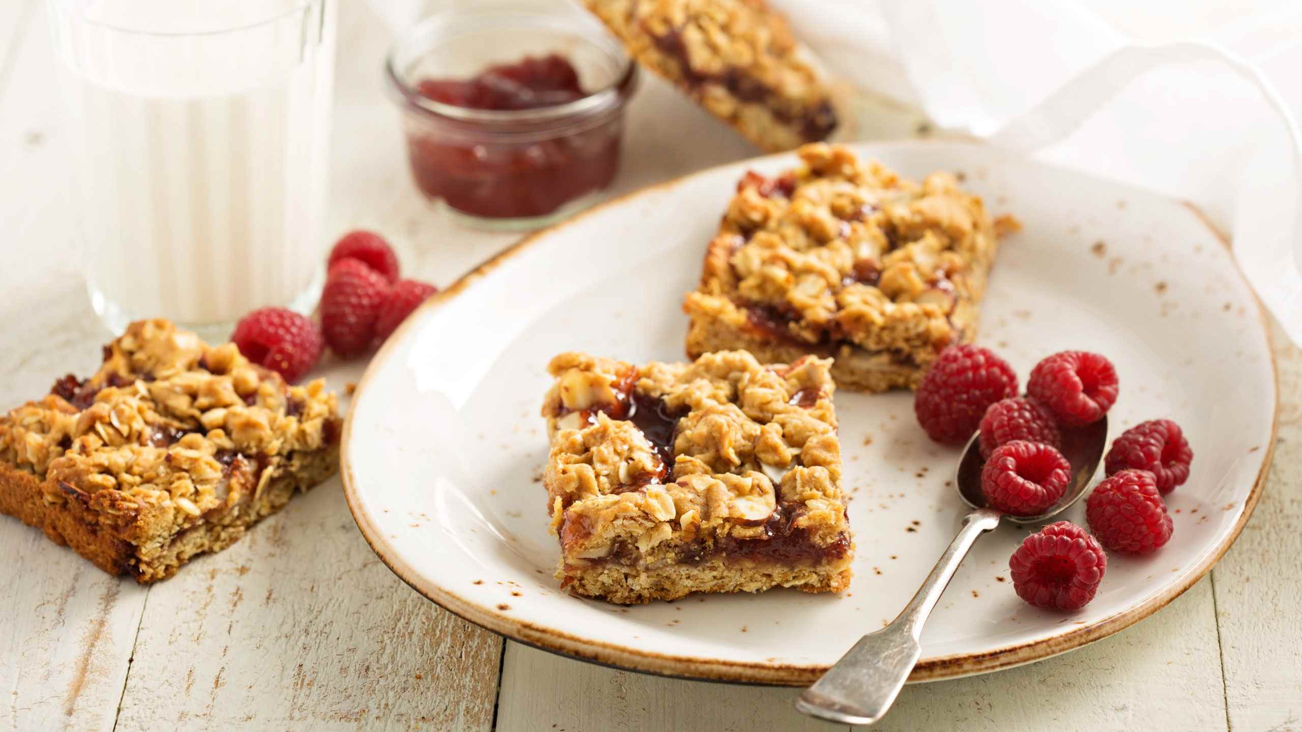 Baked berry oatmeal