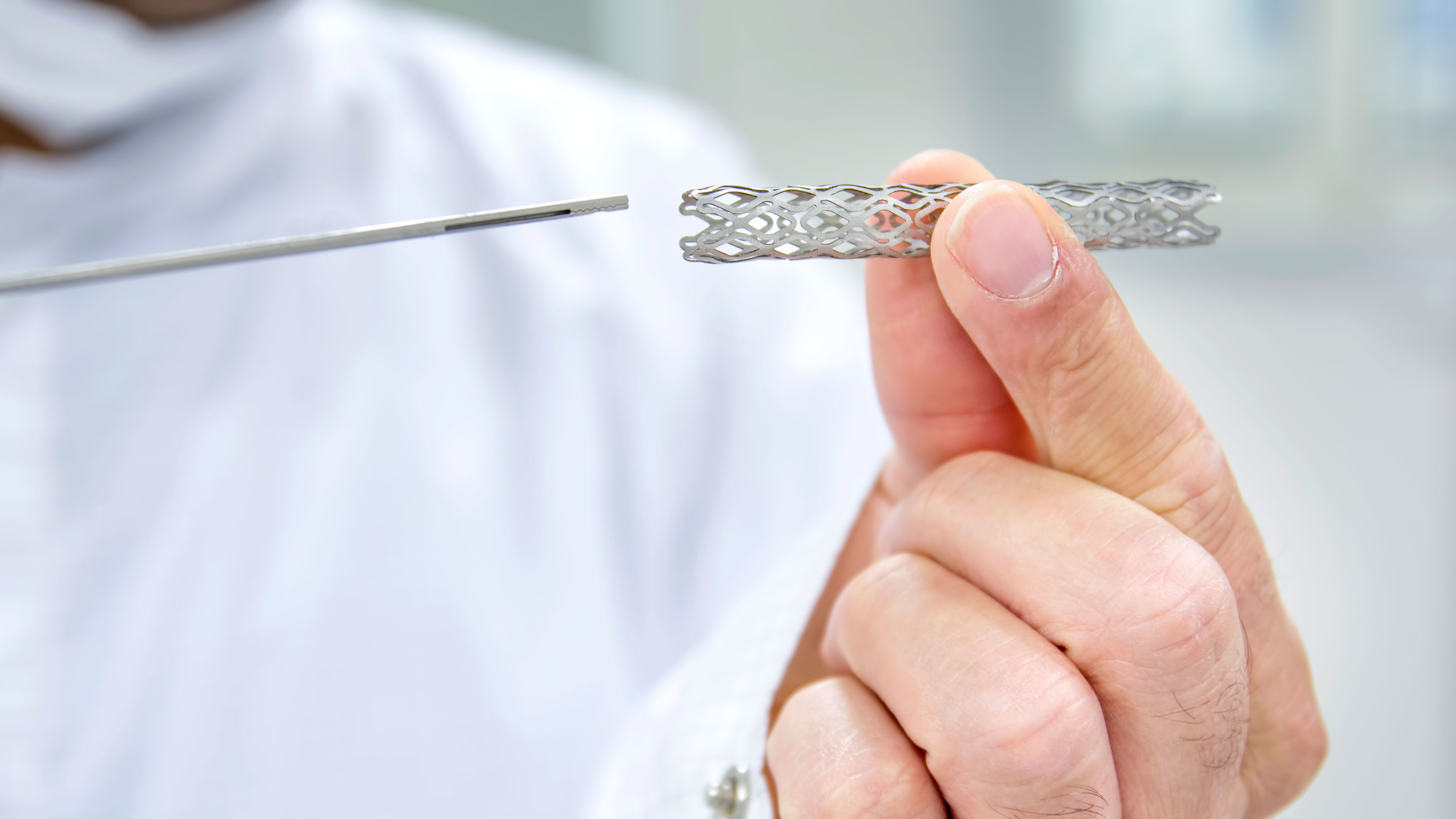 What people with chronic chest pain should know about stents