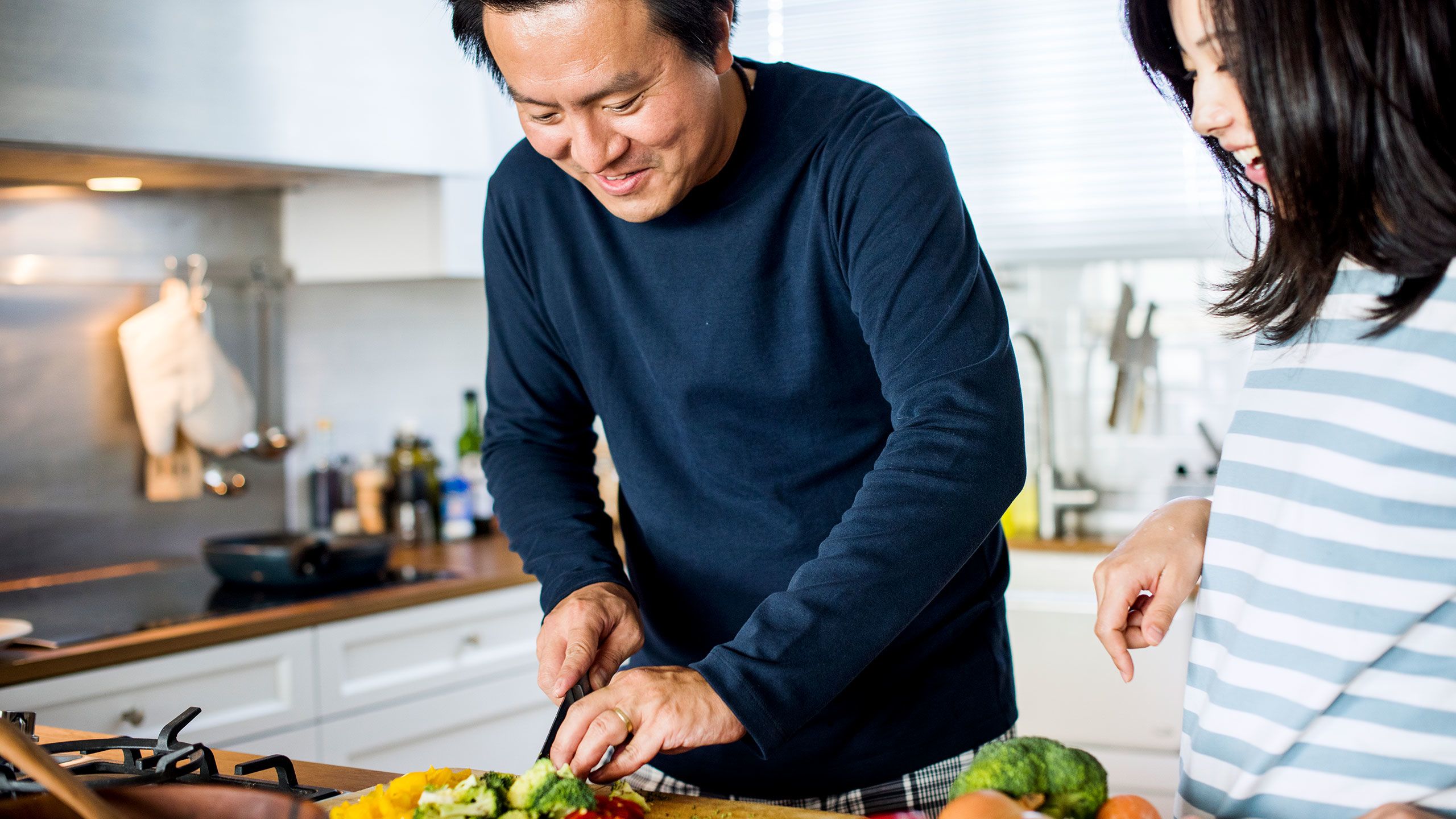 6 stomach cancer risk factors you can control