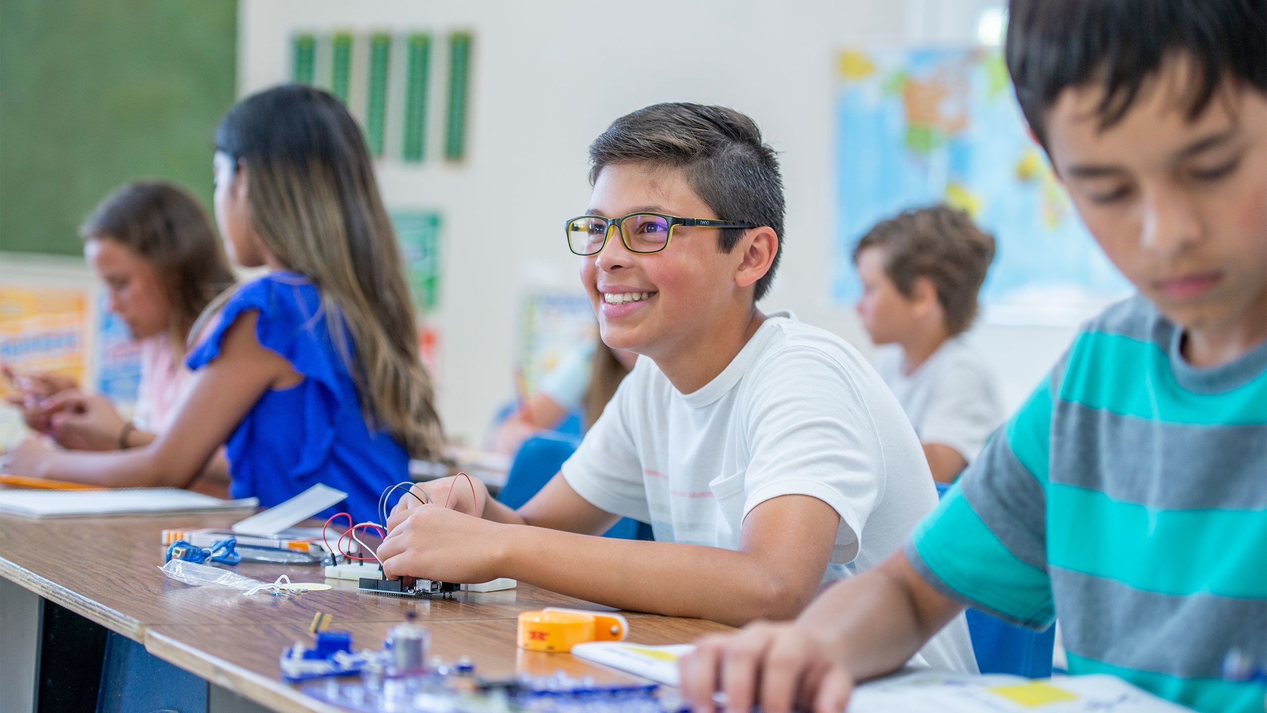 8 tips for going back to school with ADHD