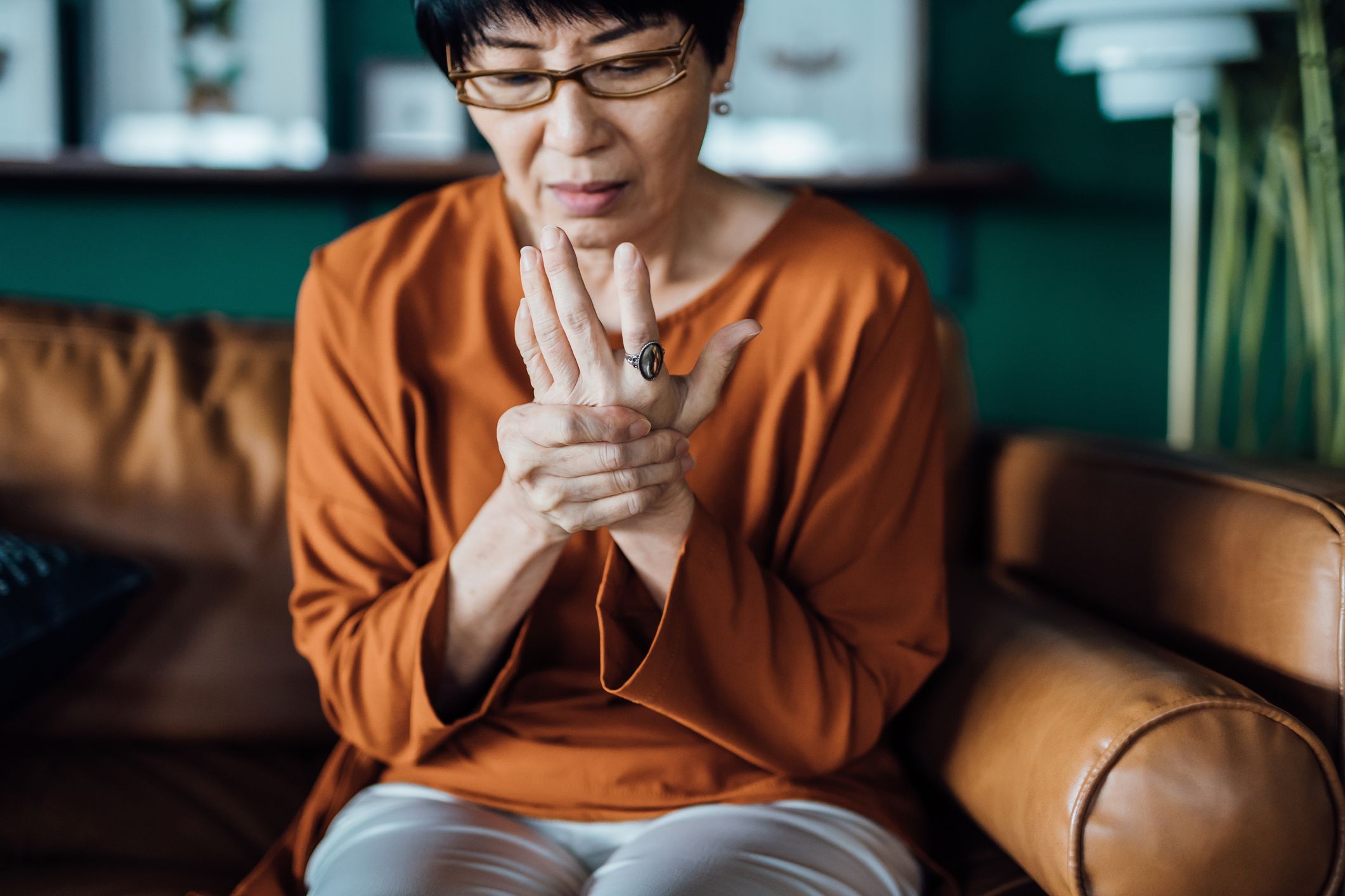 My Hands Feel Numb and Tingly—Is that Normal? - Sharecare