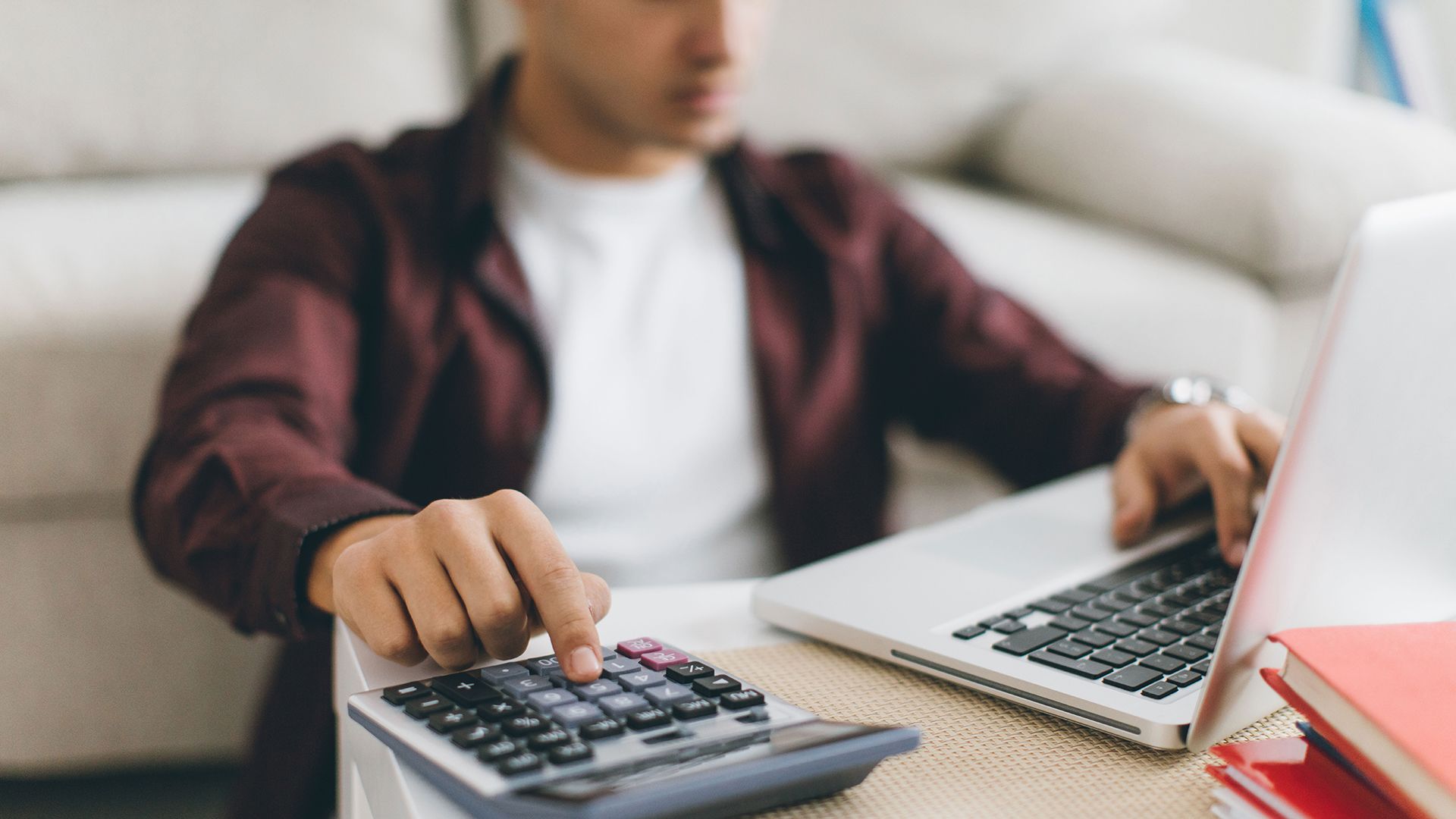 6 smart ways to keep your financial goals on track