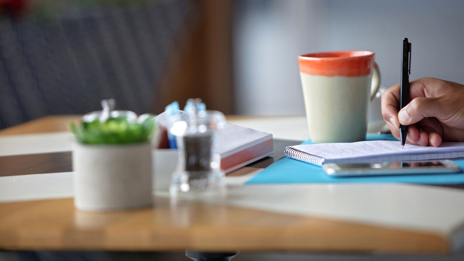 11 things to track in your IBS or CIC symptom journal