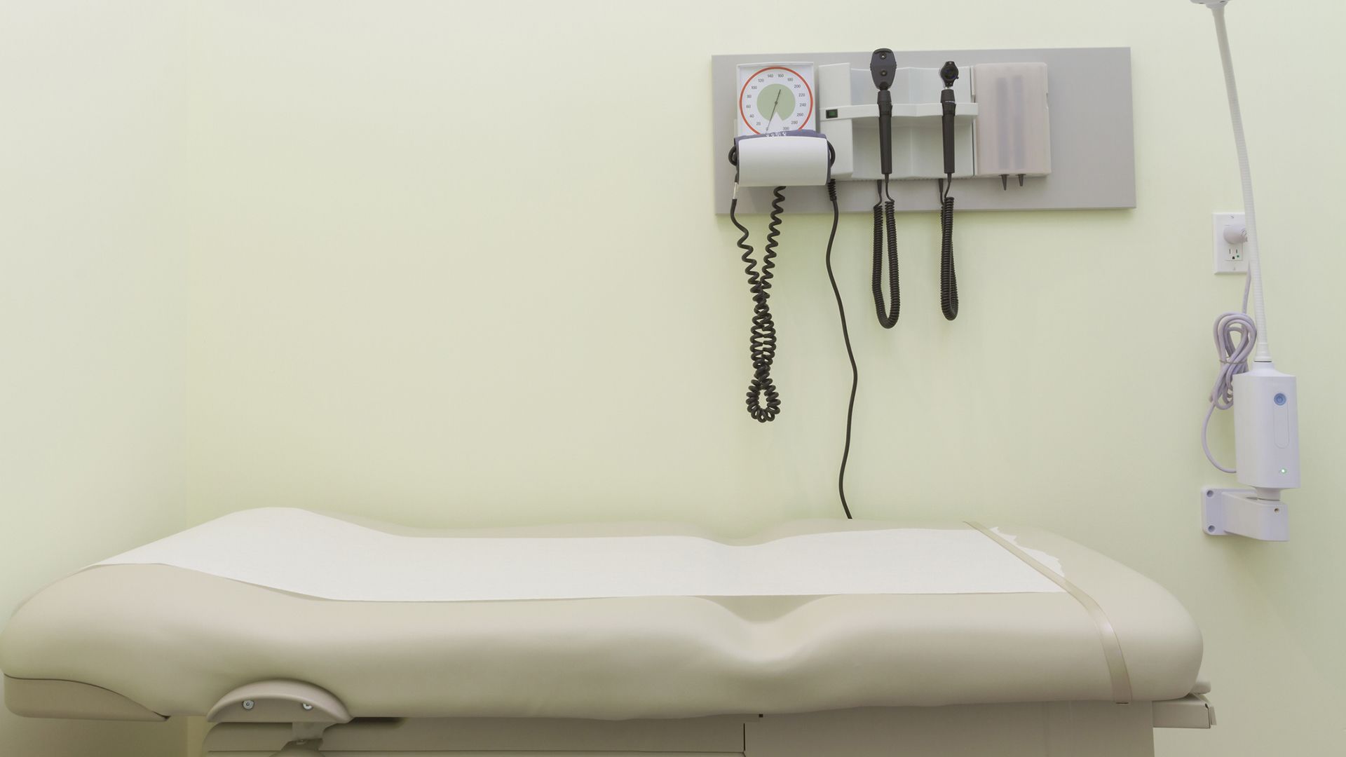How are IBS and CIC diagnosed?