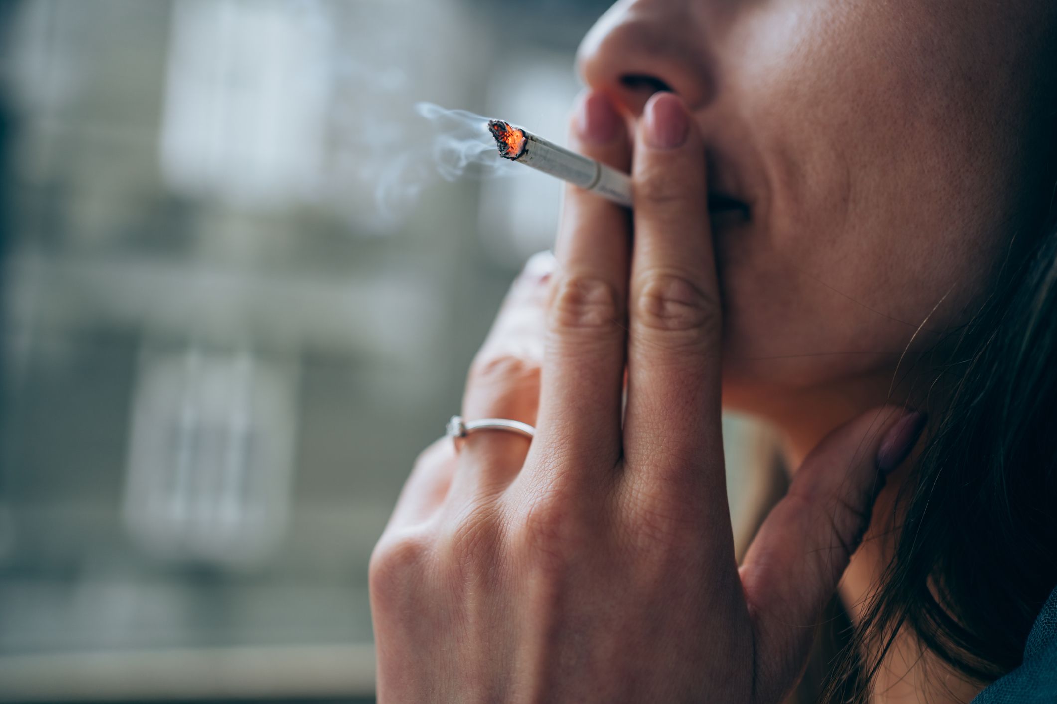 4 shocking ways smoking affects your body