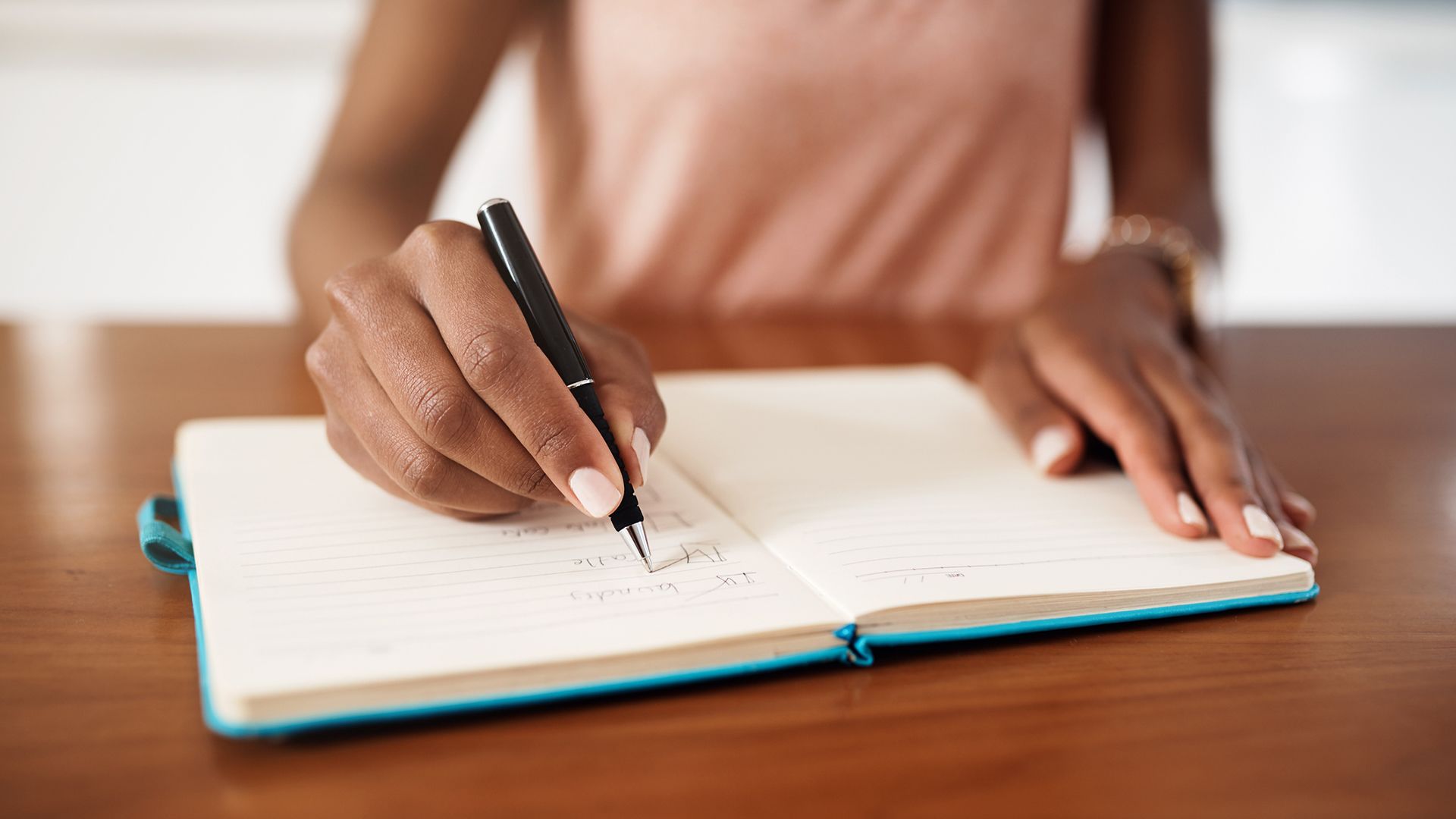 Better manage bipolar disorder by sticking to a routine