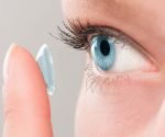6 contact lens mistakes to avoid