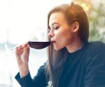 Drinking alcohol, being overweight and 3 other psoriasis risk factors