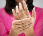 5 natural ways to ease rheumatoid arthritis pain