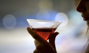How alcohol affects women's health