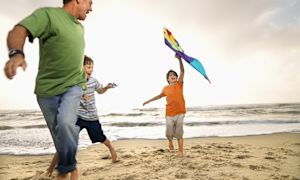 How are polyps linked to colorectal cancer?