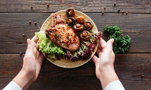 5 simple changes to make at home to help manage weight loss