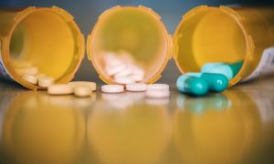 What causes tardive dyskinesia?